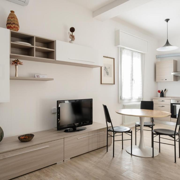 GuestHost - L'appartamento del portico Mazzini - One-Bedroom Apartment - 1