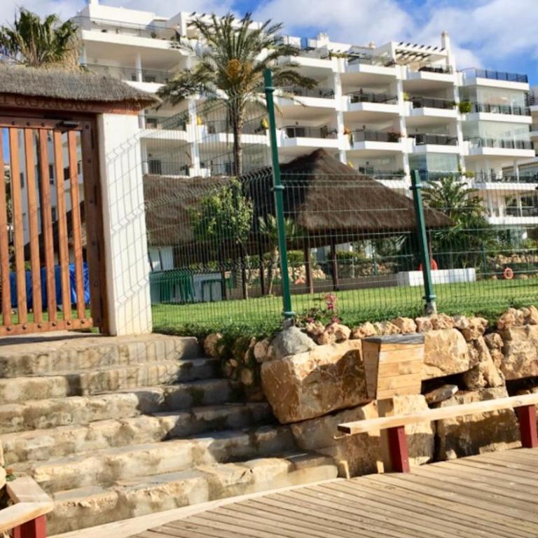 MI CAPRICHO BEACHFRONT- 9D Apartment with sea views - Costa del Sol - Apartamento de 2 dormitorios - 40