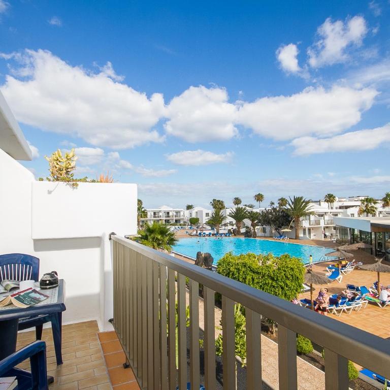 Hotel Floresta - Apartamento de 1 dormitorio con vistas a la piscina (2 adultos) - 5