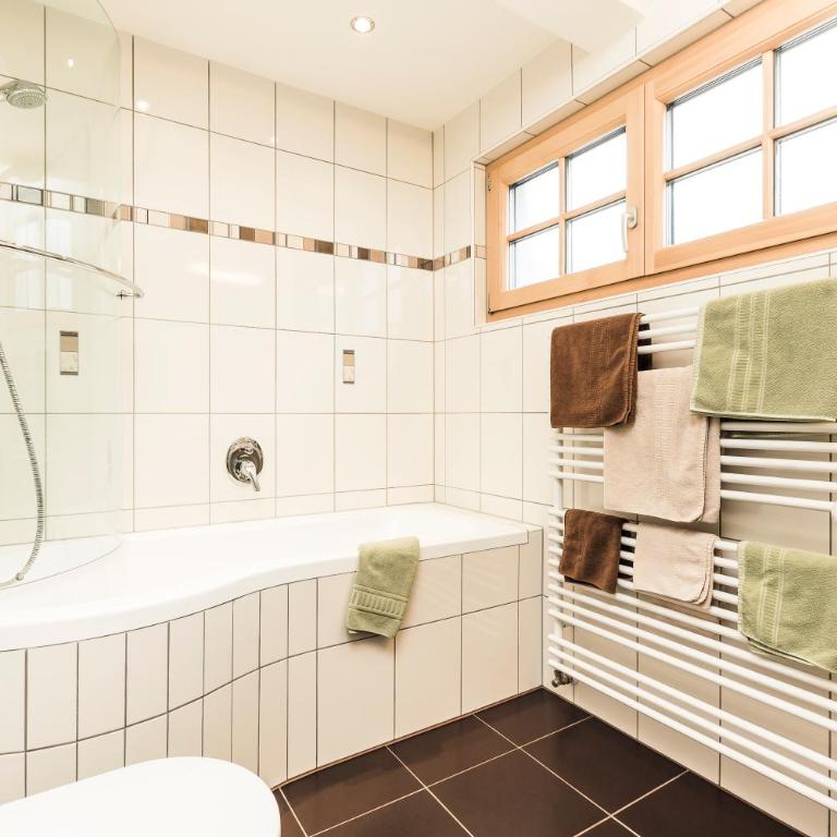 Madle - B&B - Dreibettzimmer - 2