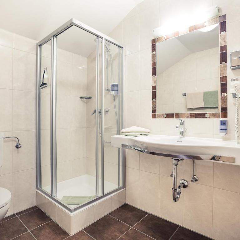 Madle - B&B - Dreibettzimmer - 3