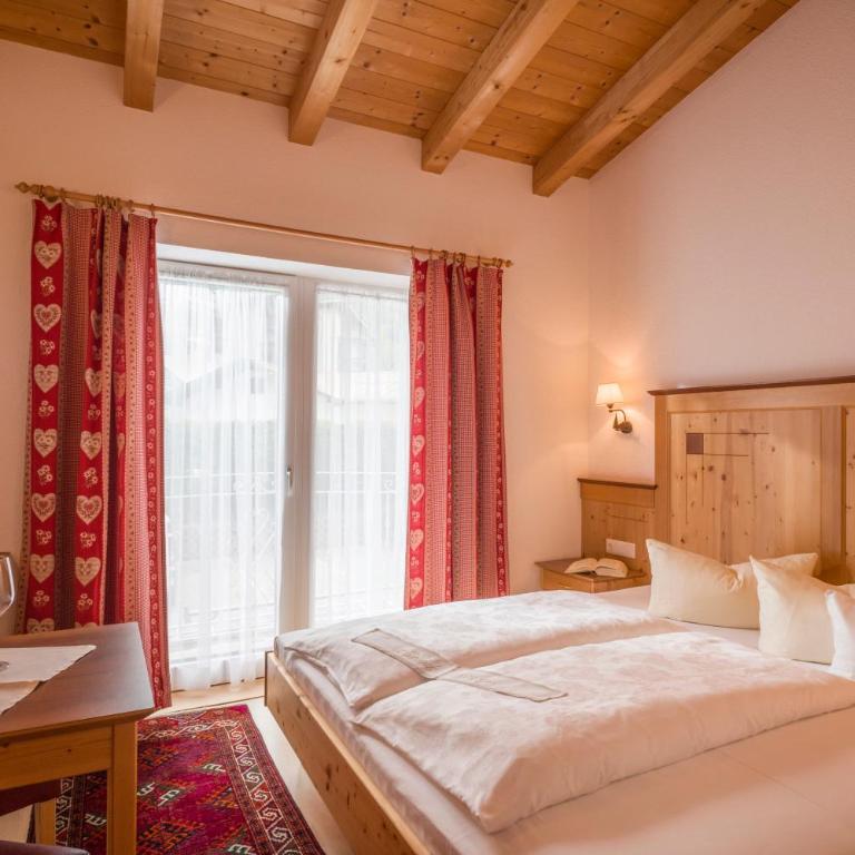 Hotel Viktoria & Landhaus Joggl - Economy Doppelzimmer - 4