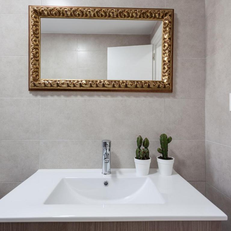 Arabial Deluxe - Two-Bedroom Apartment - 32