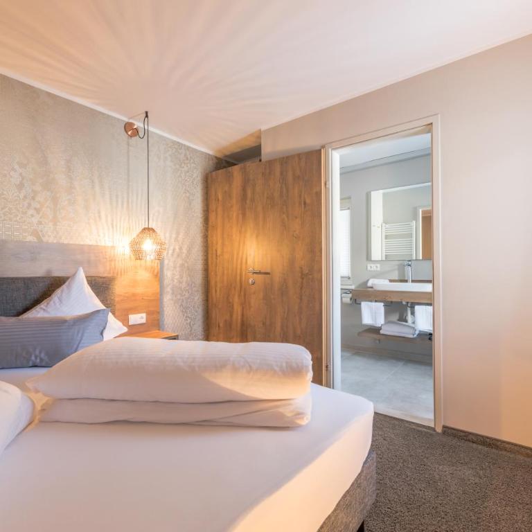 LakeSide Apartments Seefeld - Deluxe Apartment mit Terrasse - 7