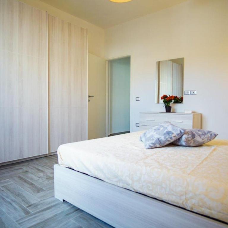 Casa Emilia - Appartamento Deluxe con 1 Camera da Letto - 4