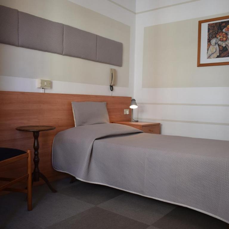 Albergo Al Pescatore - Camera Singola con Balcone - 1