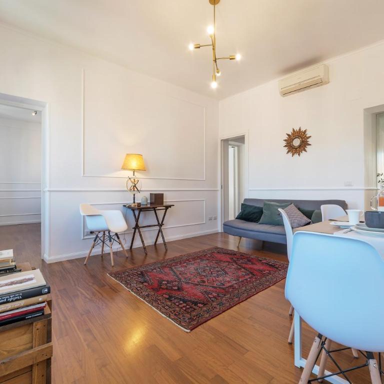 Interno 8 - Appartamento con 2 Camere da Letto e Vista Città - 1