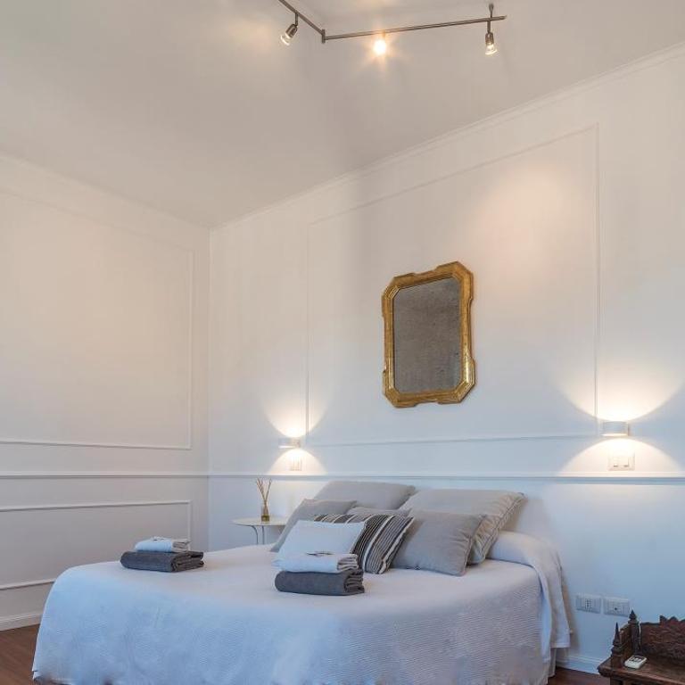 Interno 8 - Appartamento con 2 Camere da Letto e Vista Città - 5
