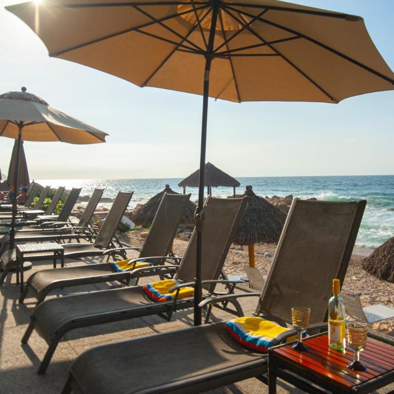 Ocean Front, 3 bedroom, 3 bathroom, Casa Natalia, Playa Esmeralda - Apartamento de 3 dormitorios - 41