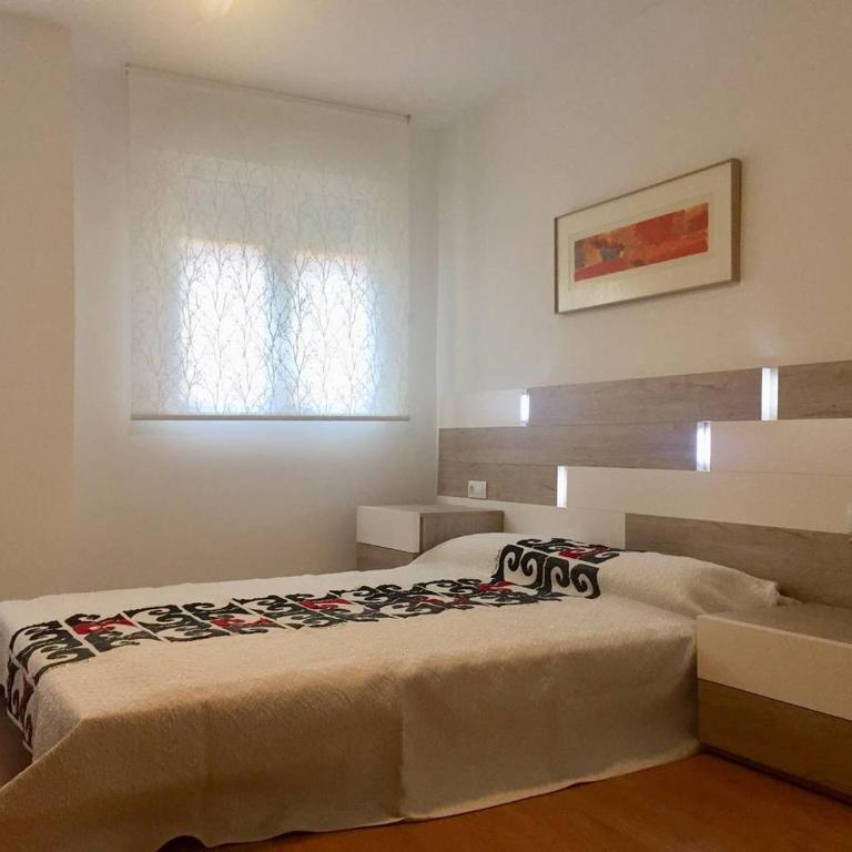 Apartamento en Universidad y cerca de la playa - Three-Bedroom Apartment - 19