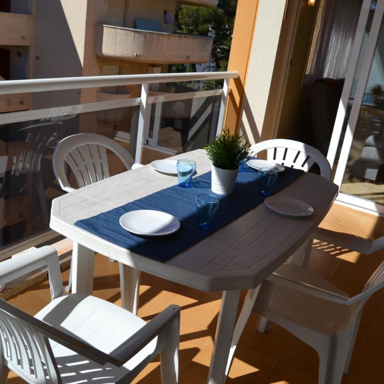 Fabuloso apartamento familiar con piscina en Salou - Two-Bedroom Apartment - 11