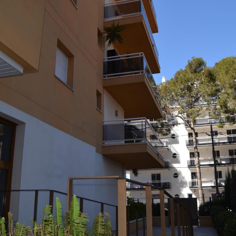 Fabuloso apartamento familiar con piscina en Salou - Two-Bedroom Apartment - 46