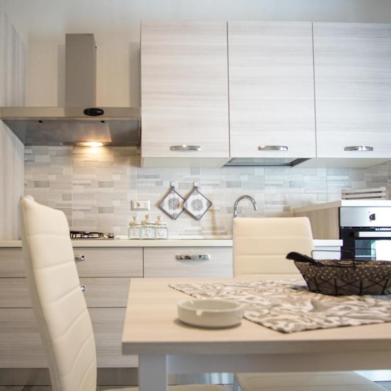 Casa Emilia - Appartamento Deluxe con 1 Camera da Letto - 7