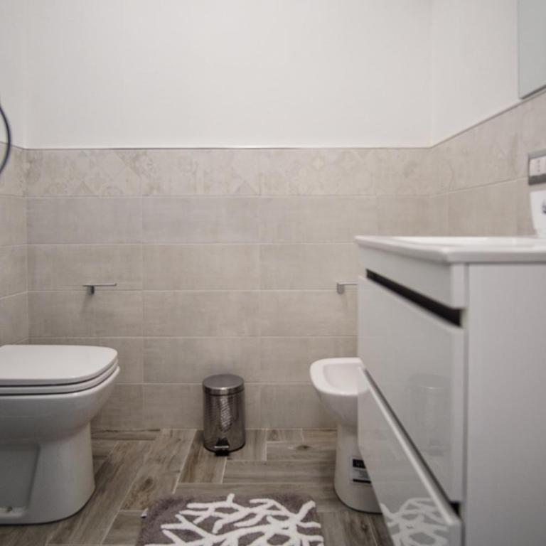 Casa Emilia - Appartamento Deluxe con 1 Camera da Letto - 12
