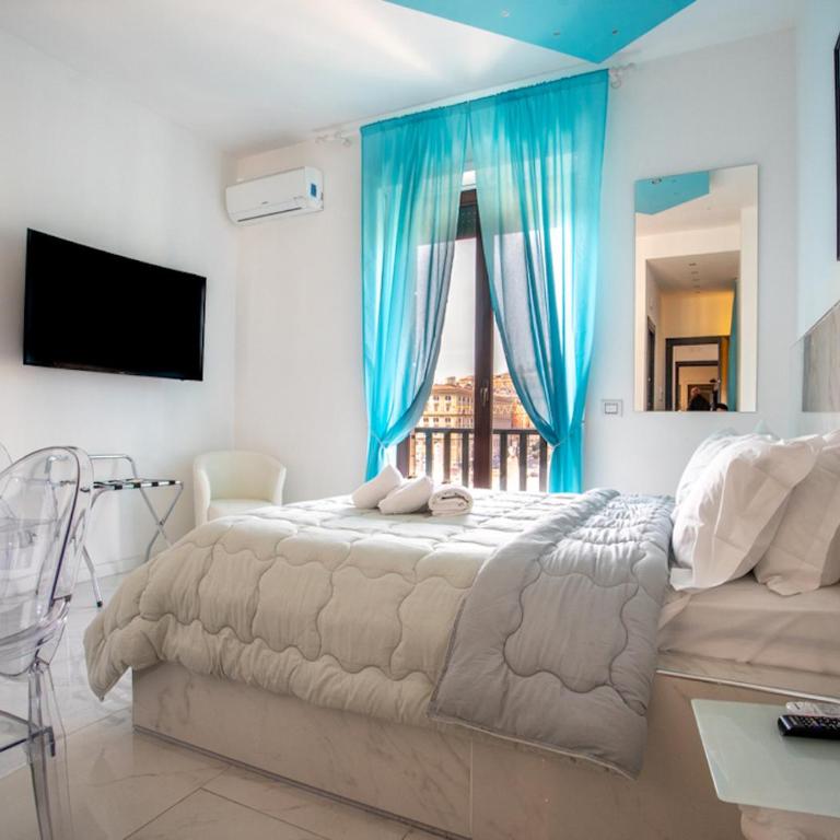Tiffany & Babylon Luxury Stay - Camera Deluxe Matrimoniale con Vasca Idromassaggio - 2