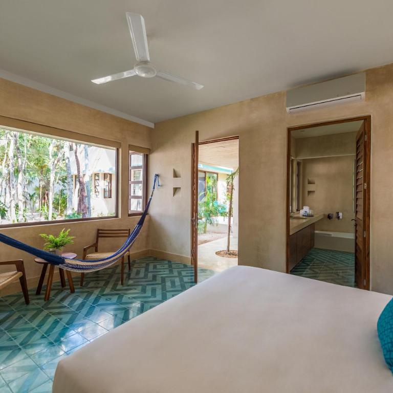 Hotel Tiki Tiki Tulum - Suite Superior con cama extragrande - 2