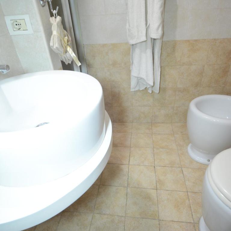 B&B DOMUS GAIA - Camera Matrimoniale Economy - 10