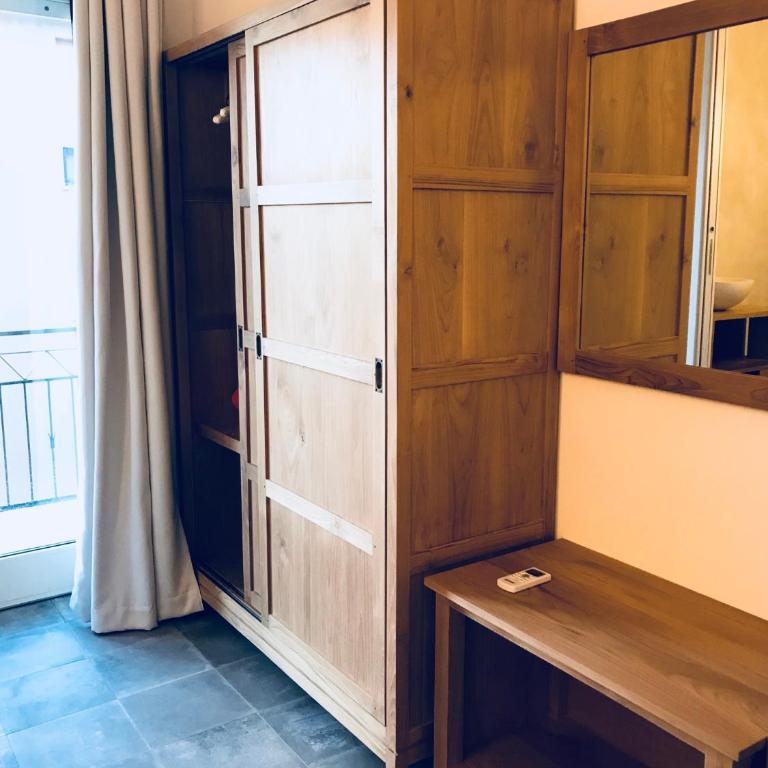 B&B Ebo - Camera Matrimoniale con Bagno Privato - 7