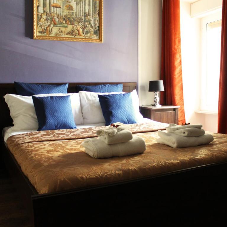Raphael Rooms - Camera Matrimoniale con Bagno Privato - 7