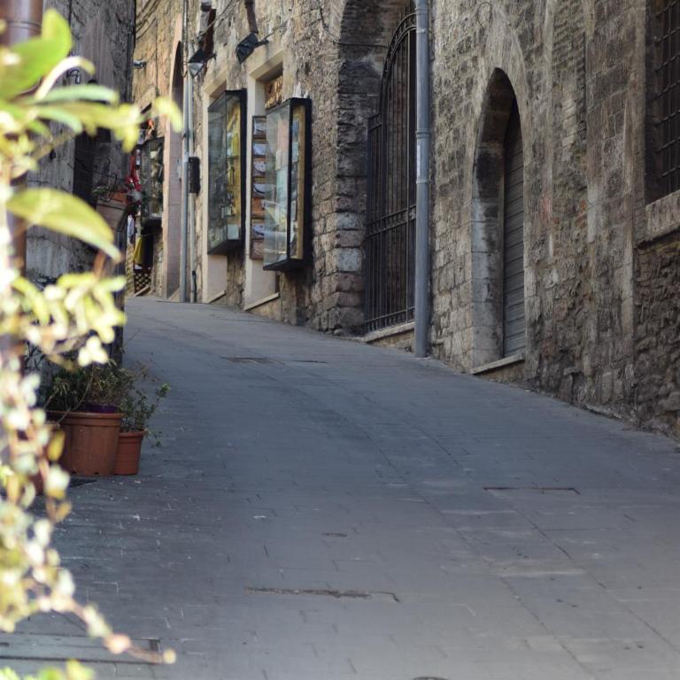Via Giotto, 5 - Appartamento con 1 Camera da Letto - 37
