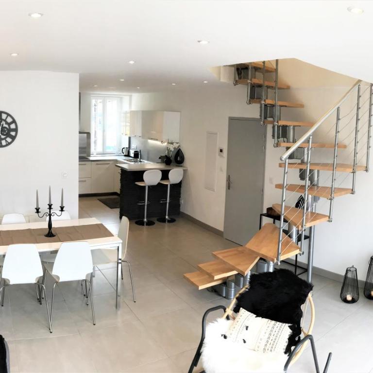Appart T4 Christina contemporain, Vue Lac, climatisé avec parking - Apartment mit 3 Schlafzimmern - 23