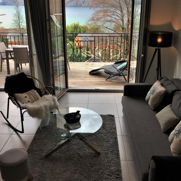 Appart T4 Christina contemporain, Vue Lac, climatisé avec parking - Apartment mit 3 Schlafzimmern - 27