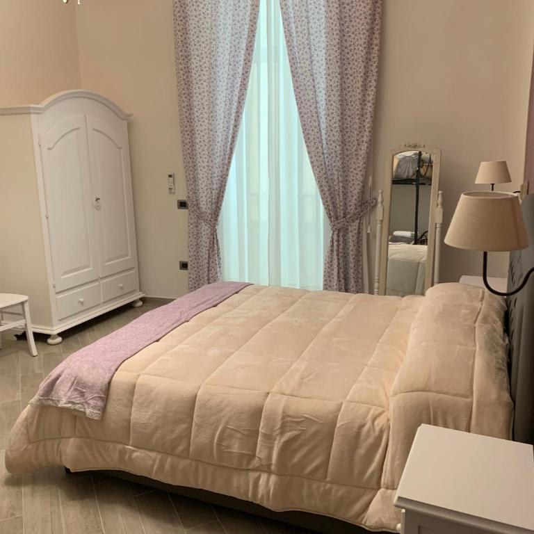 B&B Le Stanze di Santa Chiara - Camera Quadrupla Deluxe con Bagno Privato - 5
