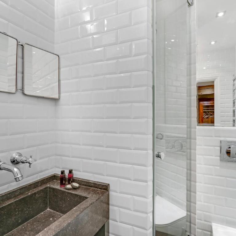 Pick A Flat's Apartments in Saint Germain - Paul-Louis Courier - Studio - 7