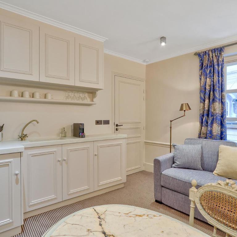 Pick A Flat's Apartments in Saint Germain - Paul-Louis Courier - Studio - 3