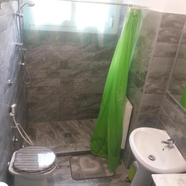 Apartament Silvy Trastevere - Camera Tripla con Bagno Privato Esterno - 6