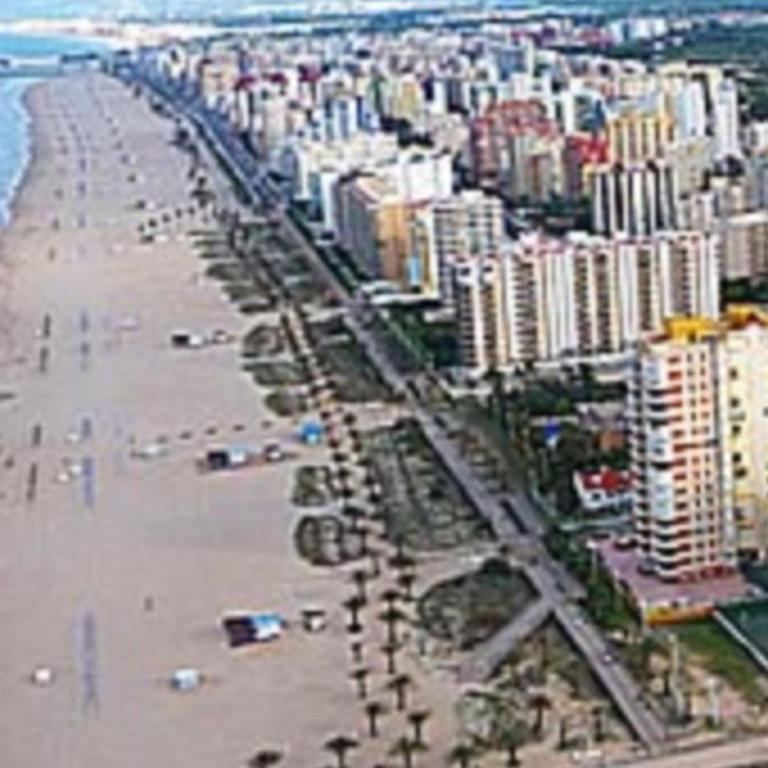 Apartamento en playa Gandia con piscina y parking - Apartamento de 2 dormitorios - 15