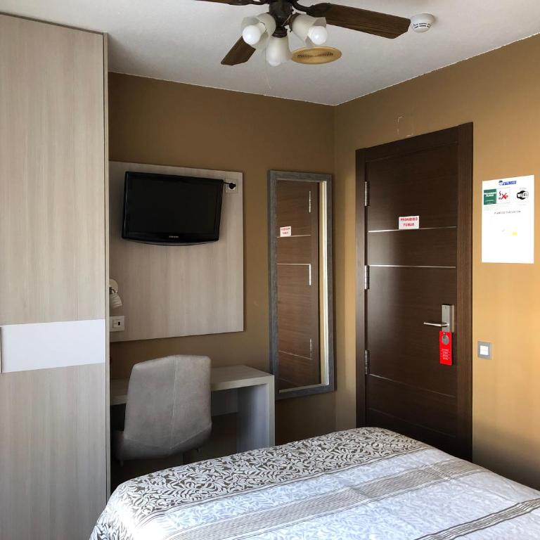Hotel Bahia - Habitación Individual - 11