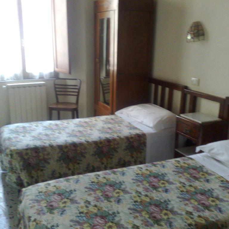 Albergo Locanda Garibaldi - Camera Matrimoniale - 2