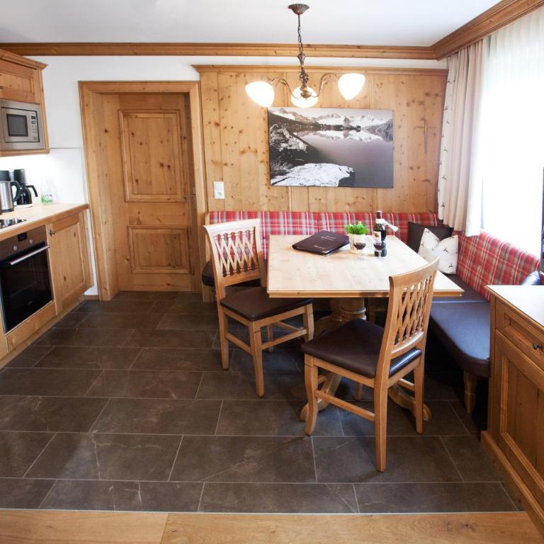 Brixnerhof im Zillertal - Superior Apartment mit 2 Schlafzimmern - 4