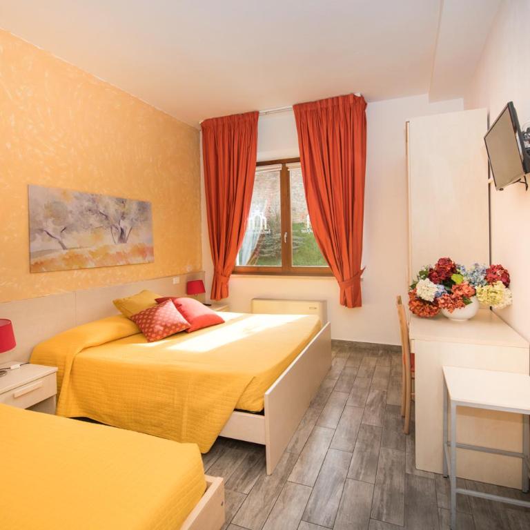 Bed & Breakfast Camollia - Camera Tripla - 4