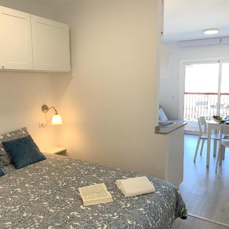 Apartamento con magníficas vistas -WIFI- Aire Acondicionado - Apartamento con balcón - 8