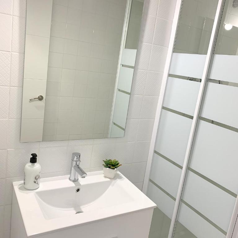 Apartamento con magníficas vistas -WIFI- Aire Acondicionado - Apartamento con balcón - 18