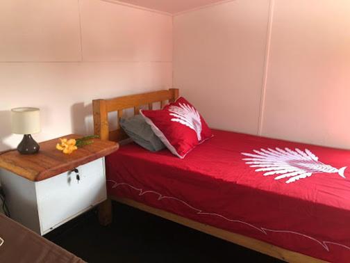 Hostal Vaihere - Cama individual en dormitorio mixto - 7
