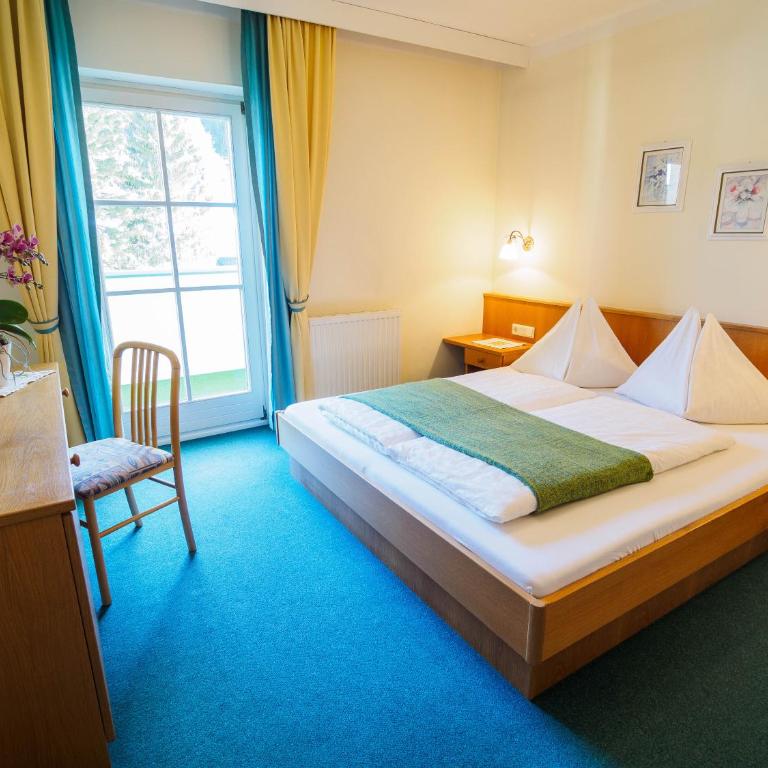 Aparthotel Alpina - Two-Bedroom Apartment - 4