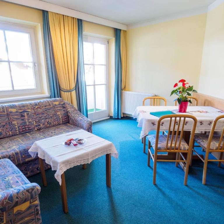 Aparthotel Alpina - Apartment - 1