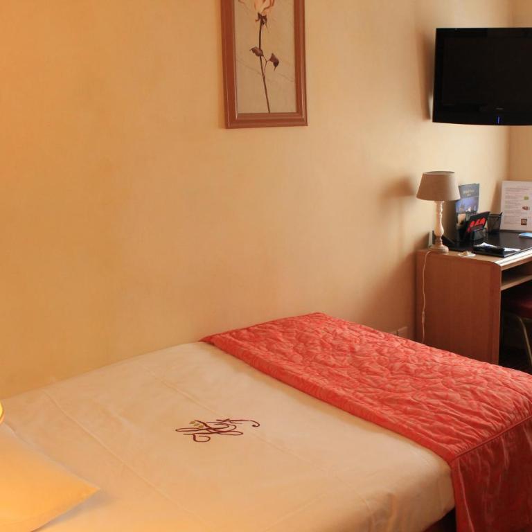 Hôtel Foch - Chambre Simple - 1 Lit Simple - 3