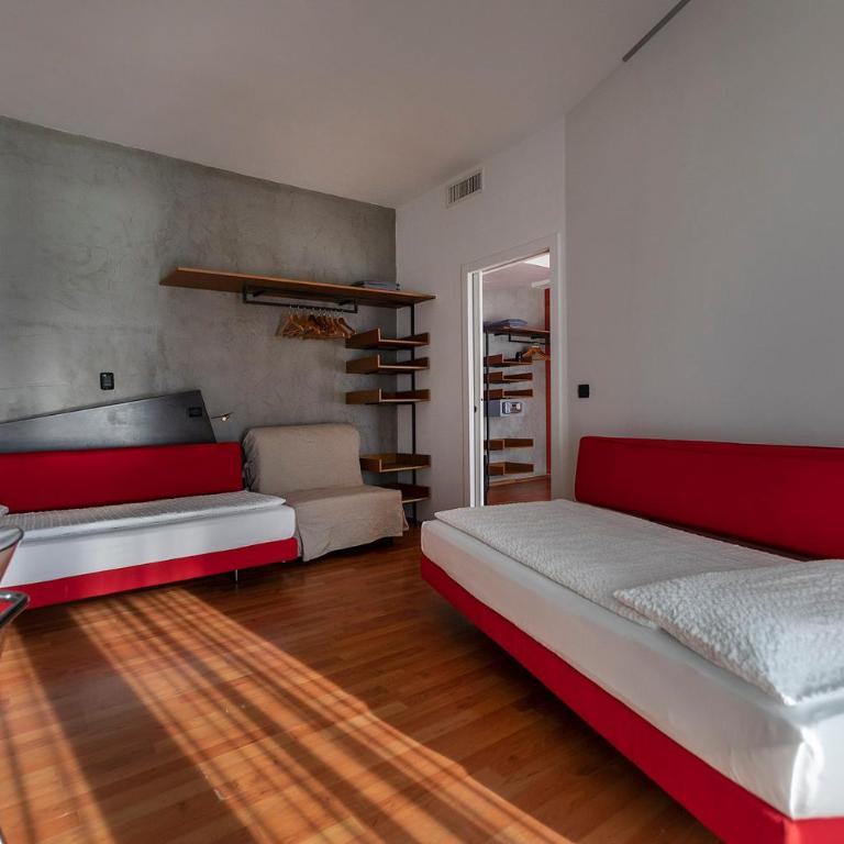 Ambienthotel PrimaLuna 3S - Suite Fronte Lago con 2 Camere da Letto - 11