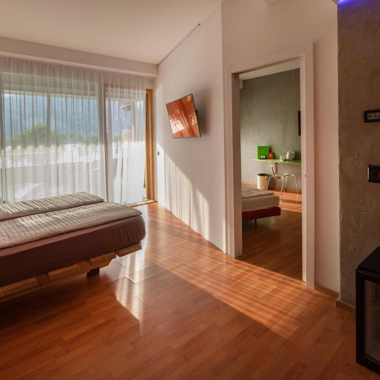 Ambienthotel PrimaLuna 3S - Suite Fronte Lago con 2 Camere da Letto - 18