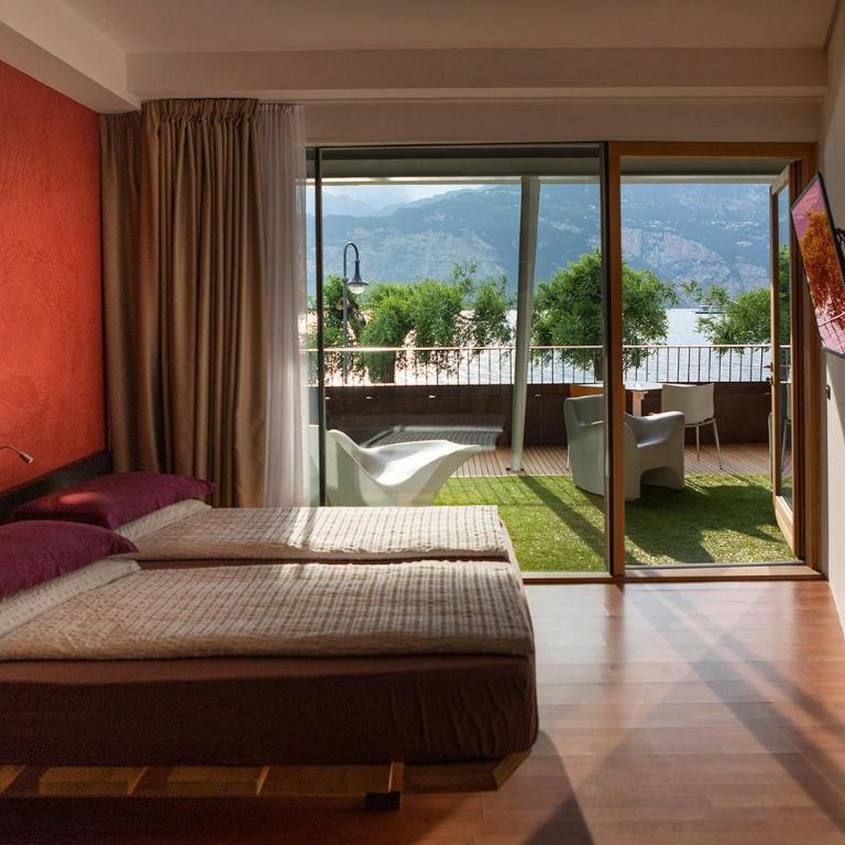 Ambienthotel PrimaLuna 3S - Suite Fronte Lago con 2 Camere da Letto - 21