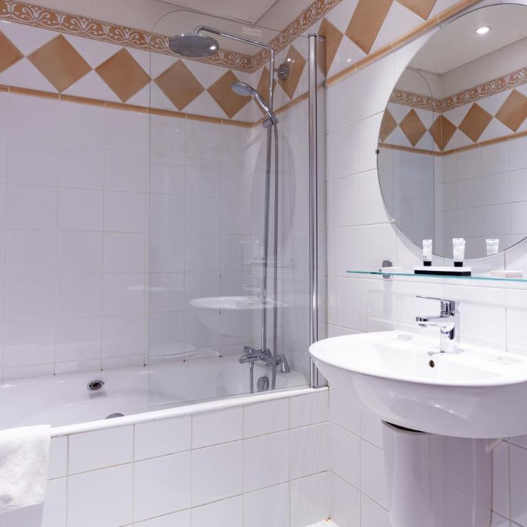 Hôtel Atlantis - Chambre Triple Deluxe - 1