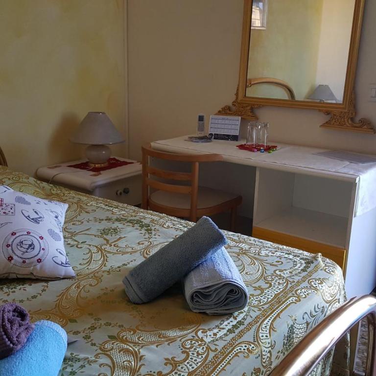 B&B United States of Europe - Double Room with Balcony and Sea View - 4