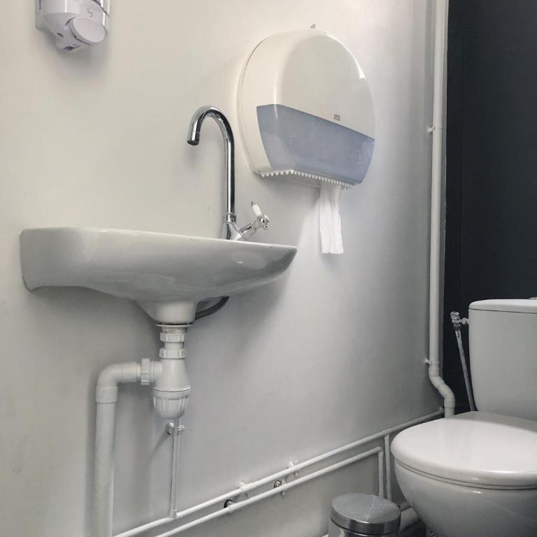 Le Coffice Auberge de Jeunesse - Lit Superposé dans Dortoir Mixte avec Salle de Bains Commune - 8