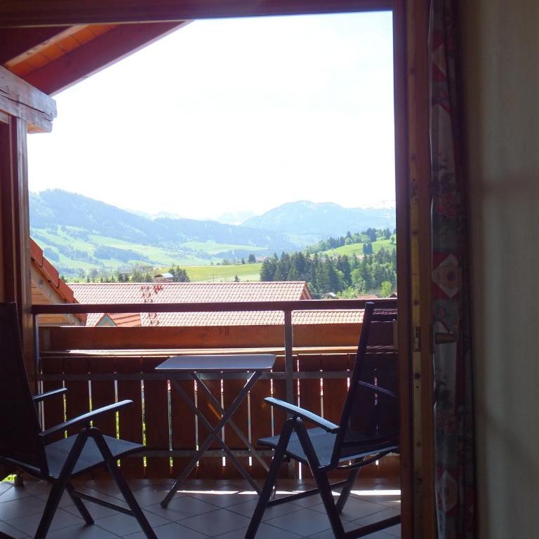 Landhaus Sonnenbichl - Superior Studio-Apartment mit Bergblick - 11