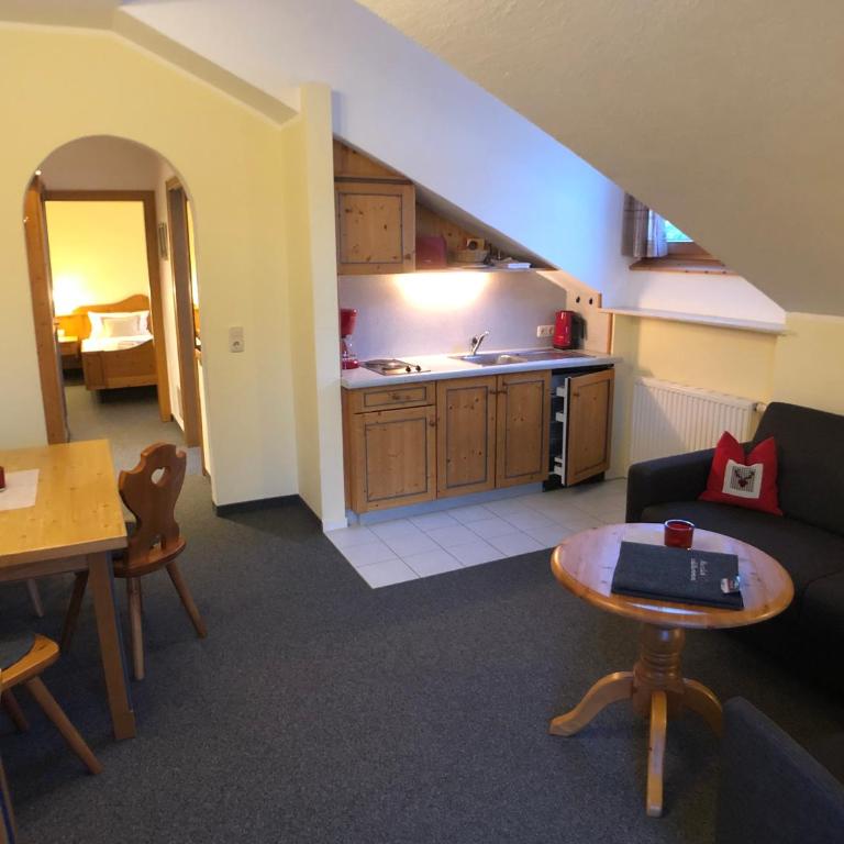 Landhaus Sonnenbichl - Apartment mit 1 Schlafzimmer - 8