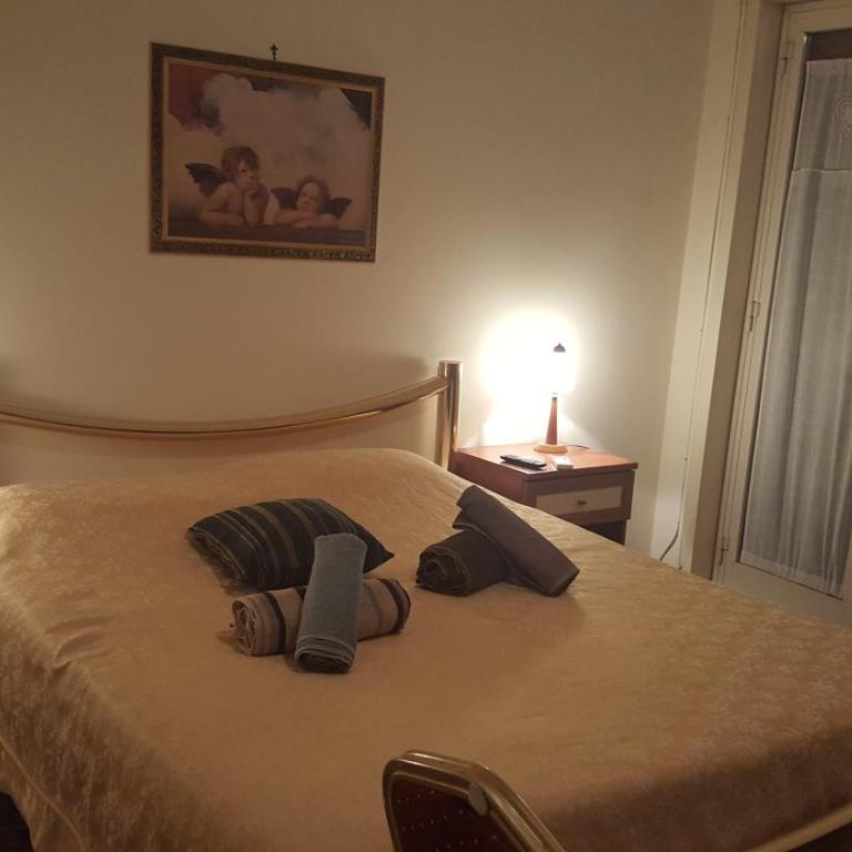 B&B United States of Europe - Triple Room with Private External Bathroom - 2